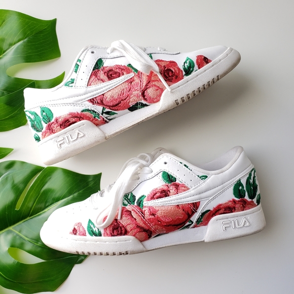 Fila Shoes - Fila embroidered roses flowers sneakers